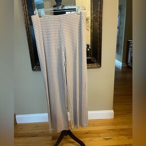 Saks Fifth Avenue Tan and Cream Houndstooth Knit Pants